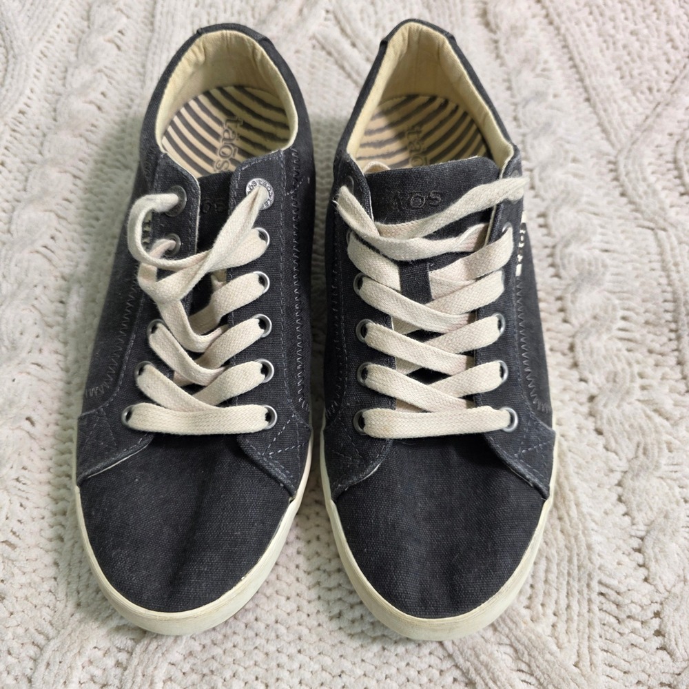 Taos Star Sneaker Charcoal Grey Canvas Lace Up Lightweight Women 7 Excellent